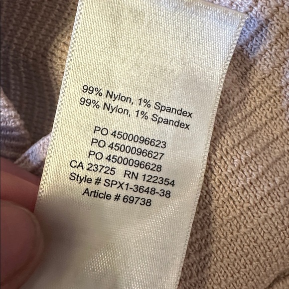 Aritzia Babaton sculpt Knit long Tank Top women’s XXS beige - Picture 5 of 5